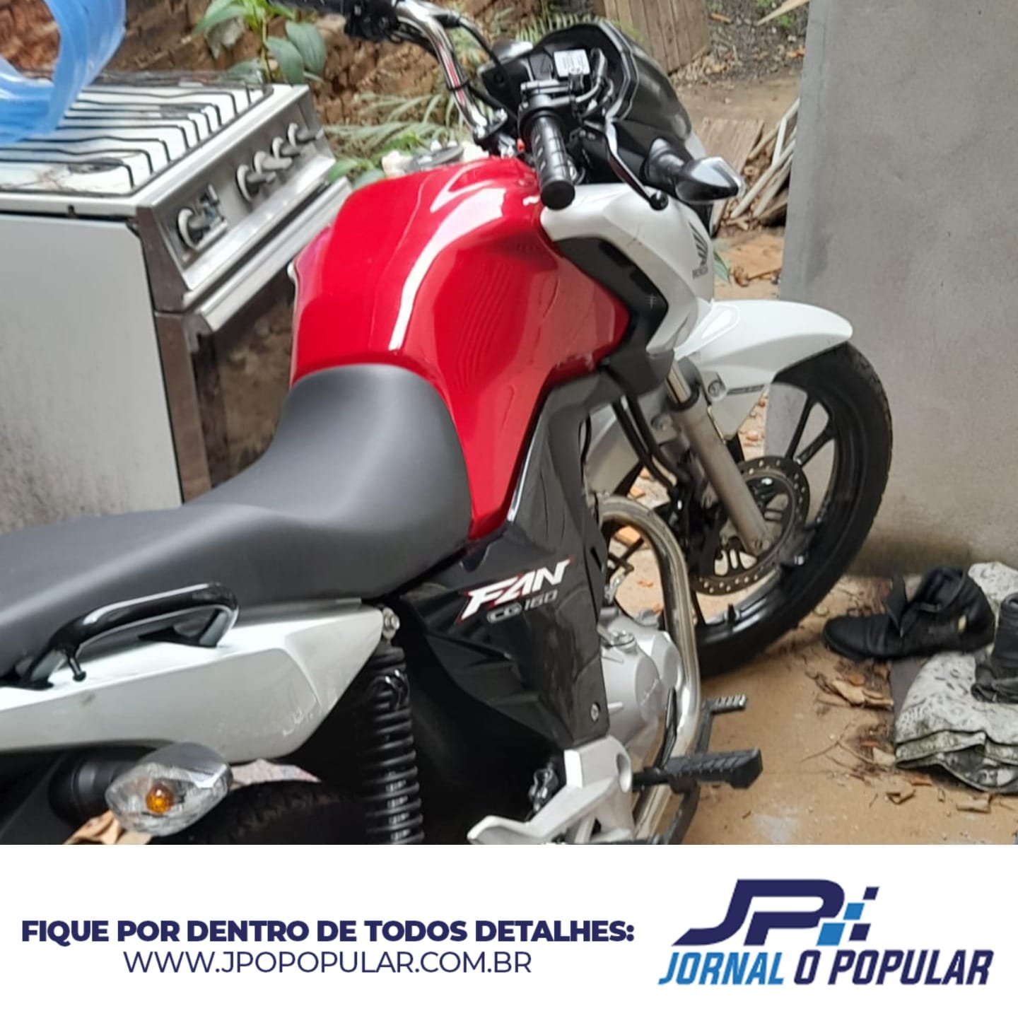 Polícia recupera motocicleta roubada